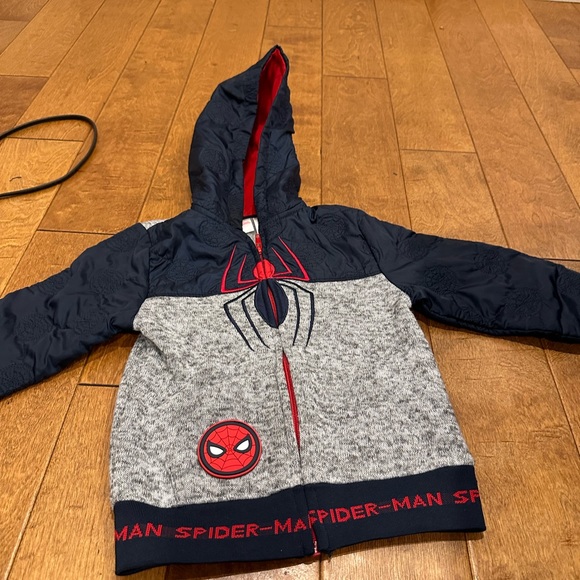 Marvel spiderman jacket - Picture 2 of 5